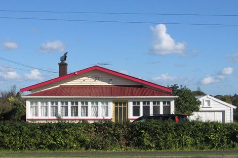 Photo of property in 10 Russell Road, Manurewa, Auckland, 2102