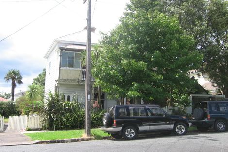 Photo of property in 28 Ewen Alison Avenue, Devonport, Auckland, 0624