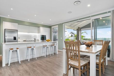 Photo of property in 5 Damien Place, Ohauiti, Tauranga, 3112