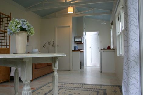 Photo of property in 68 Aramoana Avenue, Devonport, Auckland, 0624