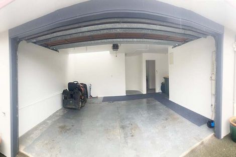 Photo of property in 4 Savoy Road, Orewa, 0931