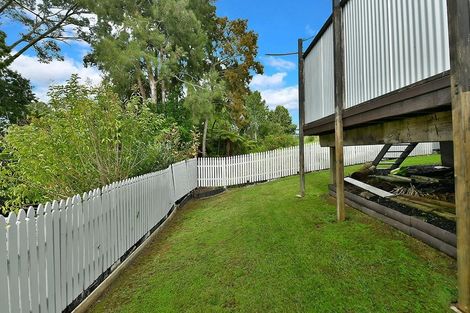 Photo of property in 3/427 Don Buck Road, Massey, Auckland, 0614