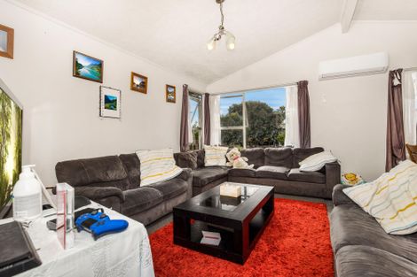 Photo of property in 46 Burbank Avenue, Manurewa, Auckland, 2102