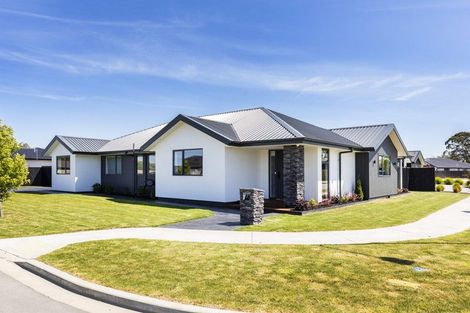 Photo of property in 12 Salkeld Place, Woodend, 7610