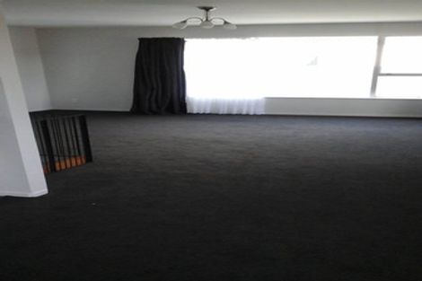 Photo of property in 229 Queenspark Drive, Parklands, Christchurch, 8083