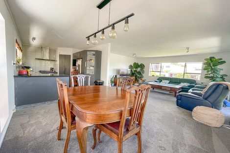 Photo of property in 1/49 Killarney Avenue, Torbay, Auckland, 0630