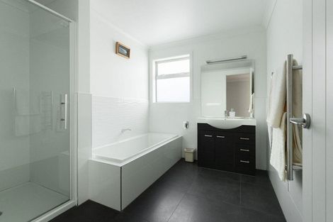 Photo of property in 72 Te Ranga Memorial Drive, Pyes Pa, Tauranga, 3112