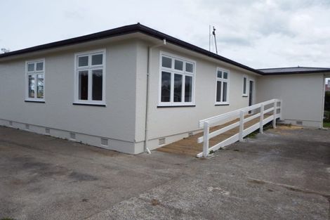 Photo of property in 13 Potaka Street, Marton, 4710