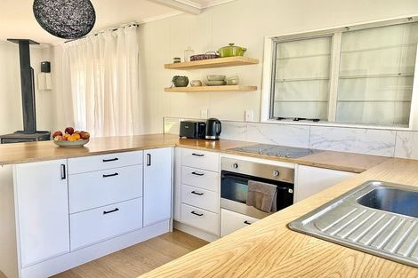 Photo of property in 17 Forest Road, Raumati South, Paraparaumu, 5032