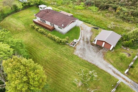 Photo of property in 16 Omapere Street, Dobson, Greymouth, 7805