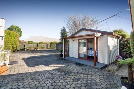 Photo of property in 162a Avonhead Road, Avonhead, Christchurch, 8042