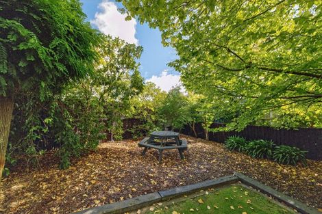Photo of property in 73 Dunedin Street, Redwood, Christchurch, 8051