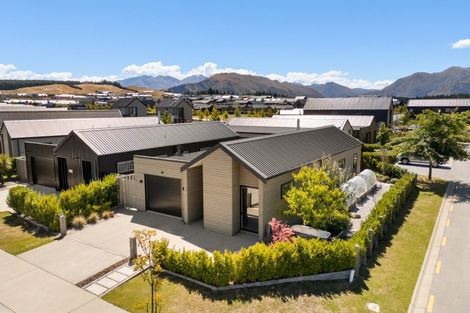 Photo of property in 24 Obelisk Street, Wanaka, 9305