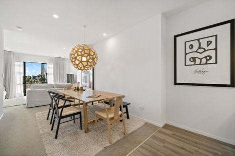 Photo of property in 4 Tahuhu Road, Mount Wellington, Auckland, 1062