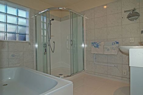 Photo of property in 2/101 Tomes Road, St Albans, Christchurch, 8052