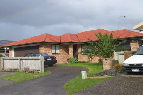 Photo of property in 18 Caltra Place, East Tamaki, Auckland, 2016