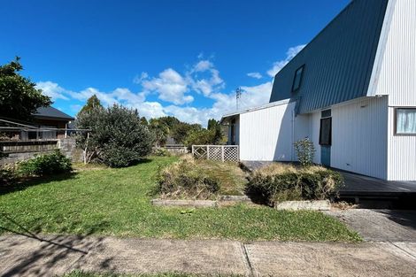 Photo of property in 4 Portree Place, Queenwood, Hamilton, 3210