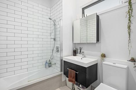 Photo of property in 4/30 Monowai Road, Johnsonville, Wellington, 6037