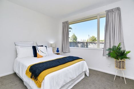 Photo of property in 641 Main North Road, Belfast, Christchurch, 8051