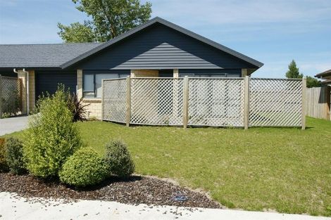 Photo of property in Henry Russell Estate, 22/36 Belgrove Drive, Waipukurau, 4200