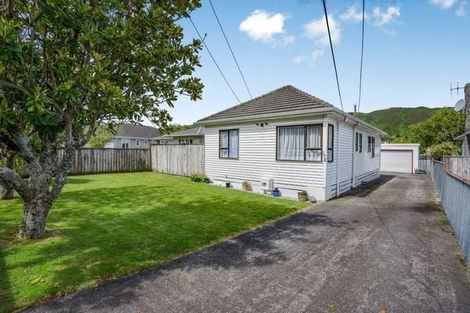 Photo of property in 178 Wellington Road, Wainuiomata, Lower Hutt, 5014