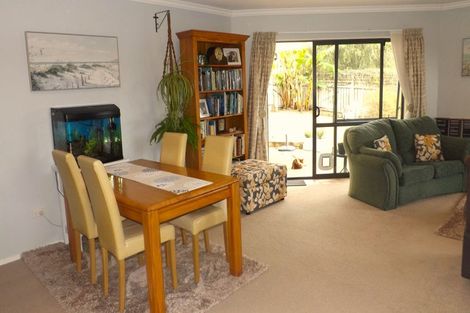 Photo of property in 1 Lochiel Place, Te Kamo, Whangarei, 0112