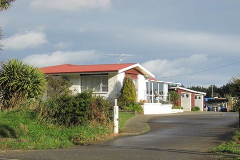 Photo of property in 37 Otatara Road, Otatara, Invercargill, 9879
