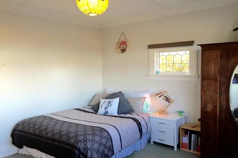 Photo of property in 172 Macandrew Road, South Dunedin, Dunedin, 9012