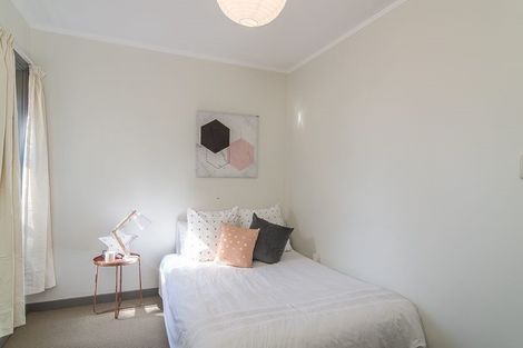 Photo of property in 3/12 Norna Crescent, Kelburn, Wellington, 6012