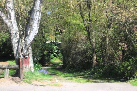 Photo of property in 33 Henry Hill Road, Taupo, 3330