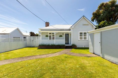 Photo of property in 131 Lemon Street, New Plymouth, 4312