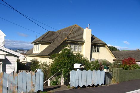 Photo of property in 183a Sutherland Road, Lyall Bay, Wellington, 6022