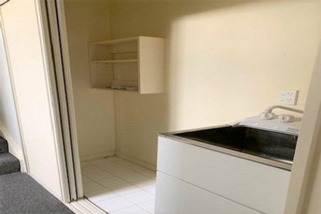 Photo of property in 86 Mount Pleasant Road, Mount Pleasant, Christchurch, 8081