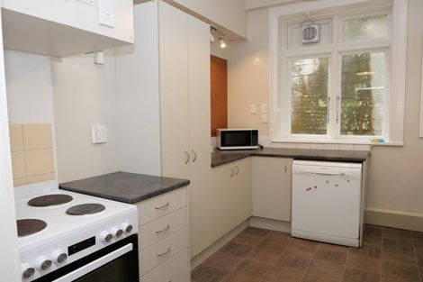 Photo of property in 84a Salamanca Road, Kelburn, Wellington, 6012