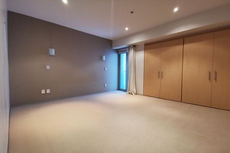 Photo of property in Sanctum Apartment, 10 Ebor Street, Te Aro, Wellington, 6011
