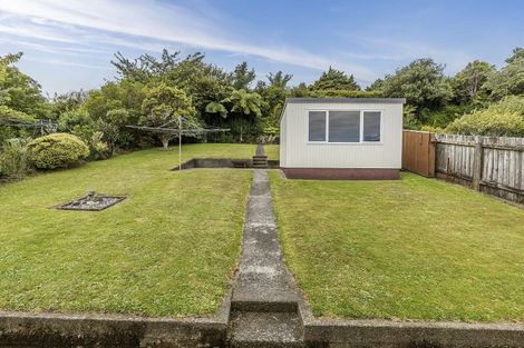 Photo of property in 57 Taylor Terrace, Tawa, Wellington, 5028