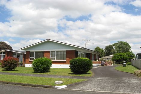Photo of property in 15 Garden Terrace, Pukekohe, 2120