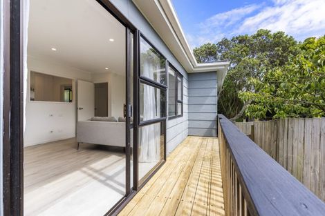 Photo of property in 1 Rakino Avenue, Manly, Whangaparaoa, 0930