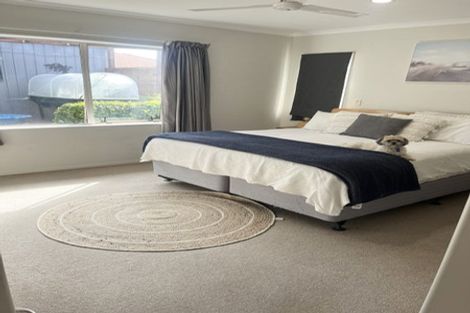 Photo of property in 42 Corinth Grove, Papamoa Beach, Papamoa, 3118