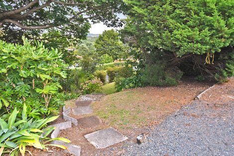 Photo of property in 3 Leigh Road, Leigh, 0985