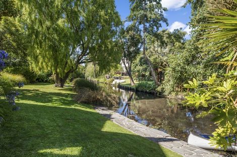 Photo of property in 100 Glandovey Road, Fendalton, Christchurch, 8052