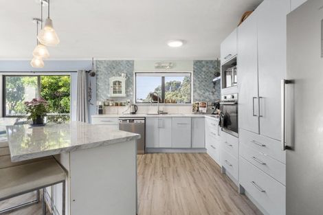 Photo of property in 6 Links Avenue, Mount Maunganui, 3116