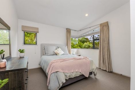 Photo of property in 192 Schnapper Rock Road, Schnapper Rock, Auckland, 0632