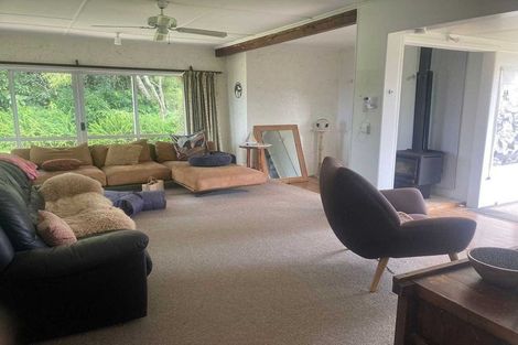Photo of property in 18 Nukuroa Road, Oruawharo, Wellsford, 0975