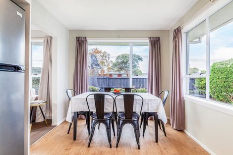 Photo of property in 20 Inwoods Road, Parklands, Christchurch, 8083