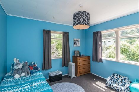 Photo of property in 23 Wyndham Road, Pinehaven, Upper Hutt, 5019