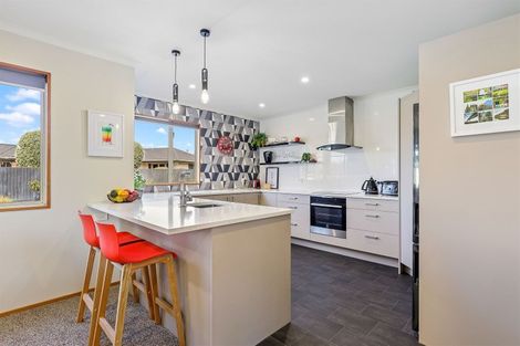 Photo of property in 6 Saint Keverne Close, Burwood, Christchurch, 8083