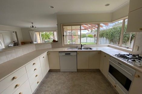 Photo of property in 4 Knightsbridge Place, Bethlehem, Tauranga, 3110