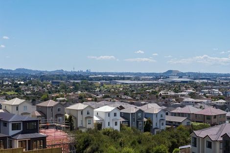 Photo of property in 10 Ripa Street, Flat Bush, Auckland, 2019
