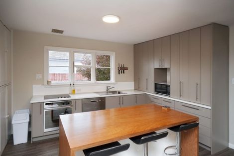 Photo of property in 1/12 Frankleigh Street, Somerfield, Christchurch, 8024